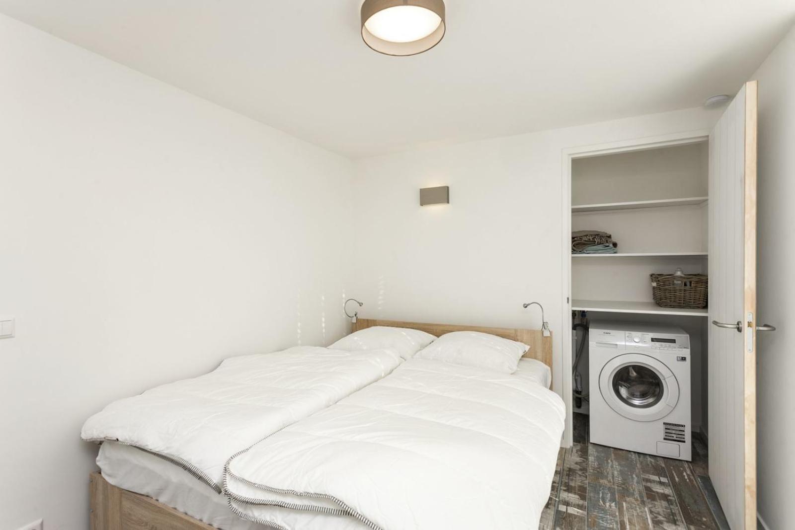 Holiday Home Beach Bubbles - Near The Beach With Big Garden - Not For Companies Ouddorp Extérieur photo