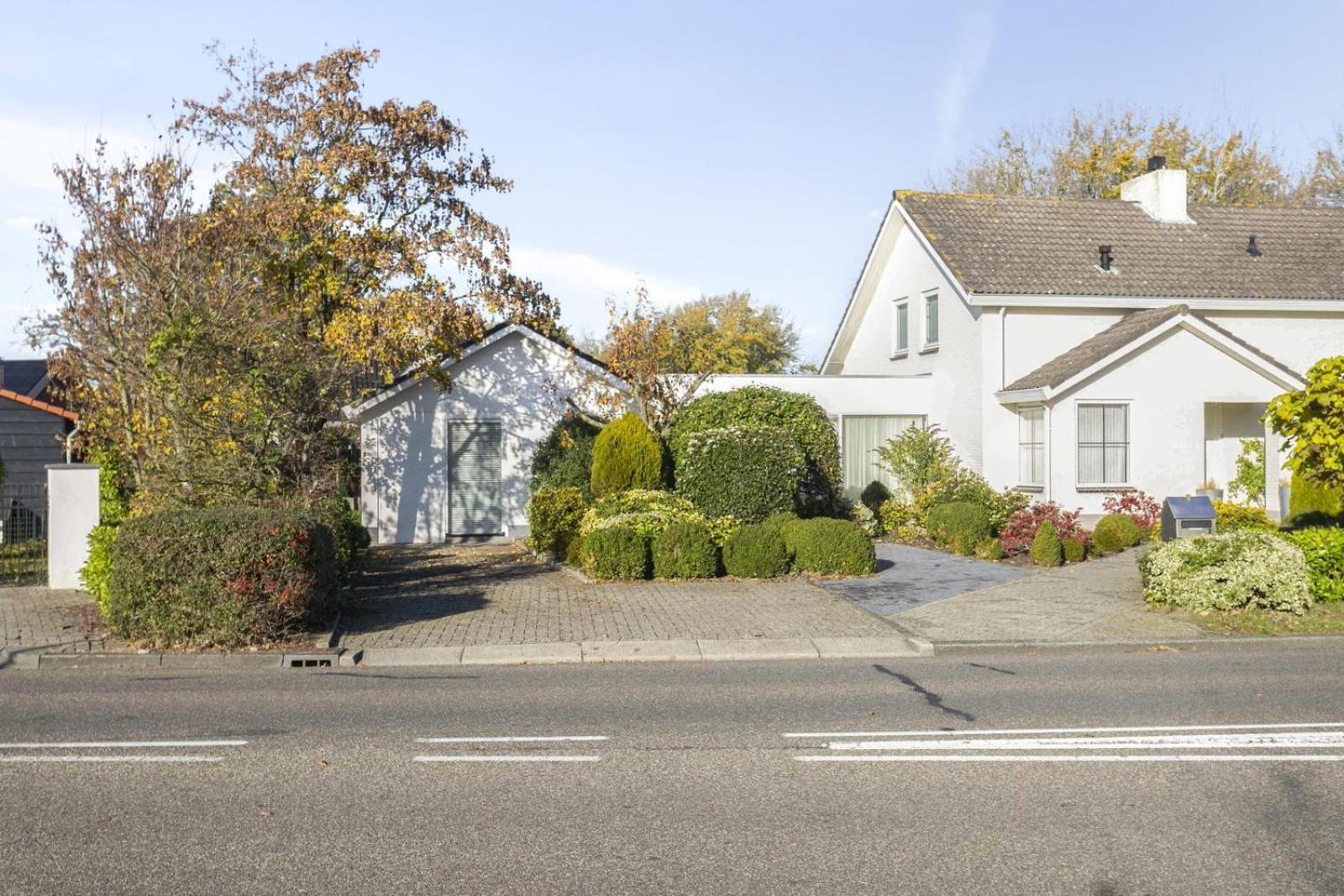 Holiday Home Beach Bubbles - Near The Beach With Big Garden - Not For Companies Ouddorp Extérieur photo
