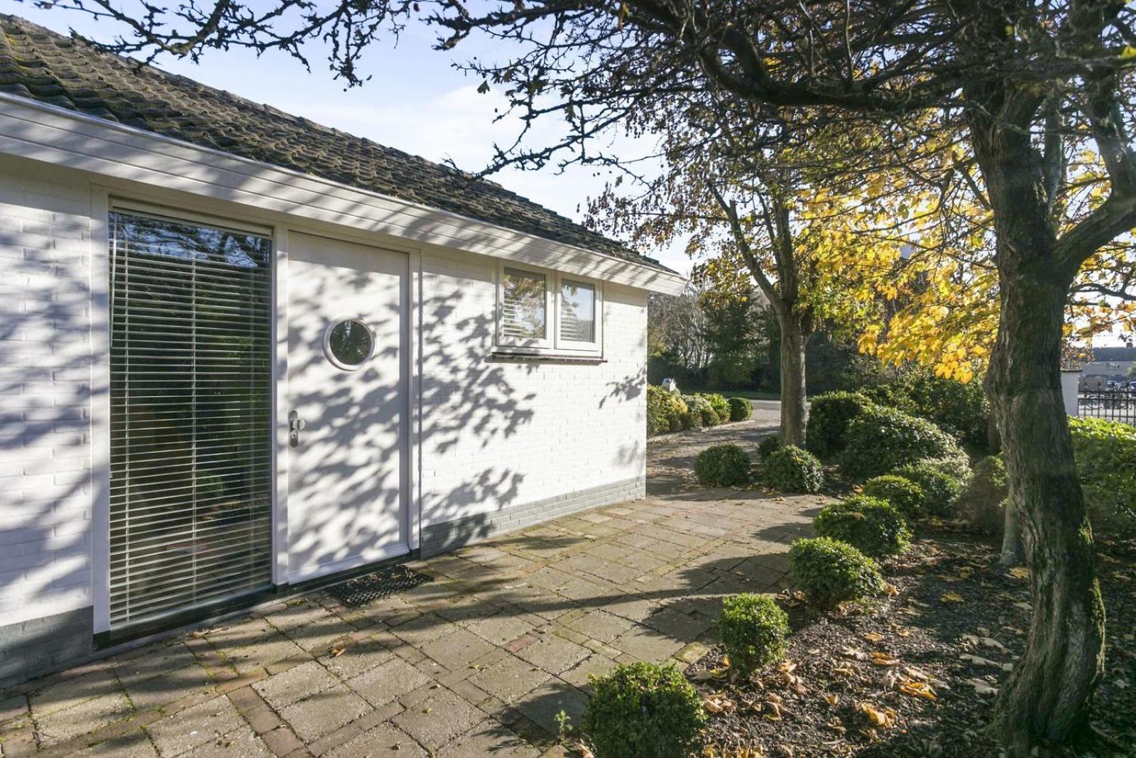 Holiday Home Beach Bubbles - Near The Beach With Big Garden - Not For Companies Ouddorp Extérieur photo