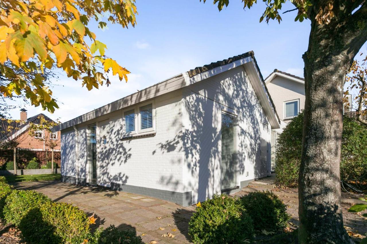 Holiday Home Beach Bubbles - Near The Beach With Big Garden - Not For Companies Ouddorp Extérieur photo